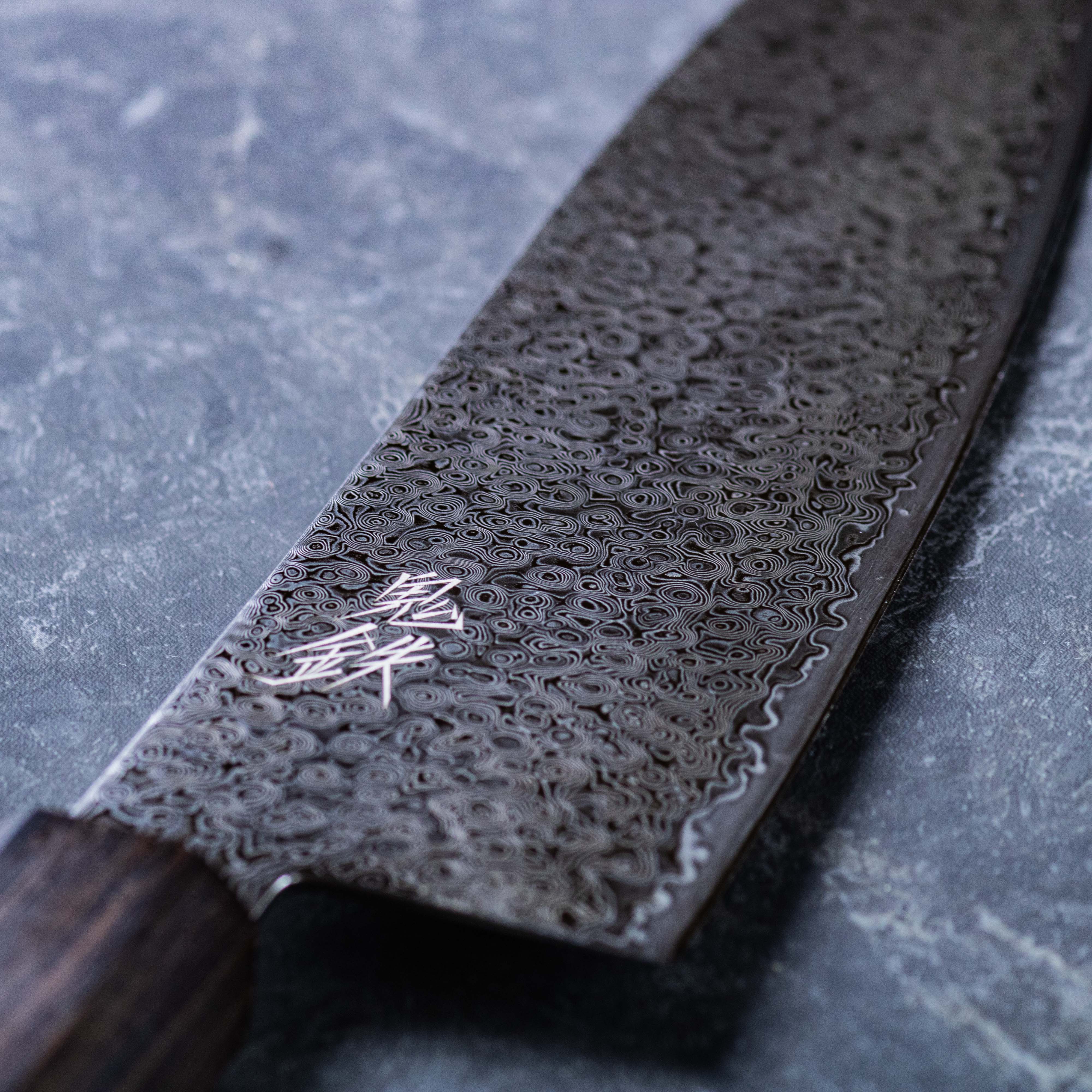 三徳 SG2 ダマスカス 180mm 黒檀柄